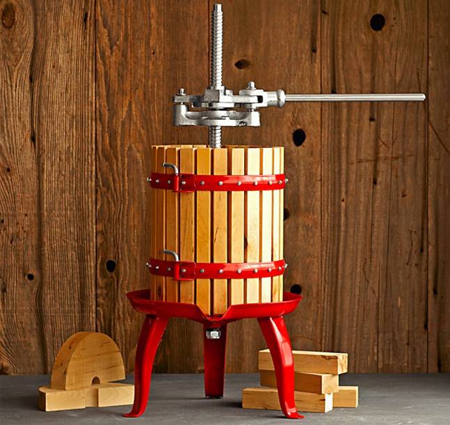 Оборудование для вина в домашних условиях: дробилки, прессы