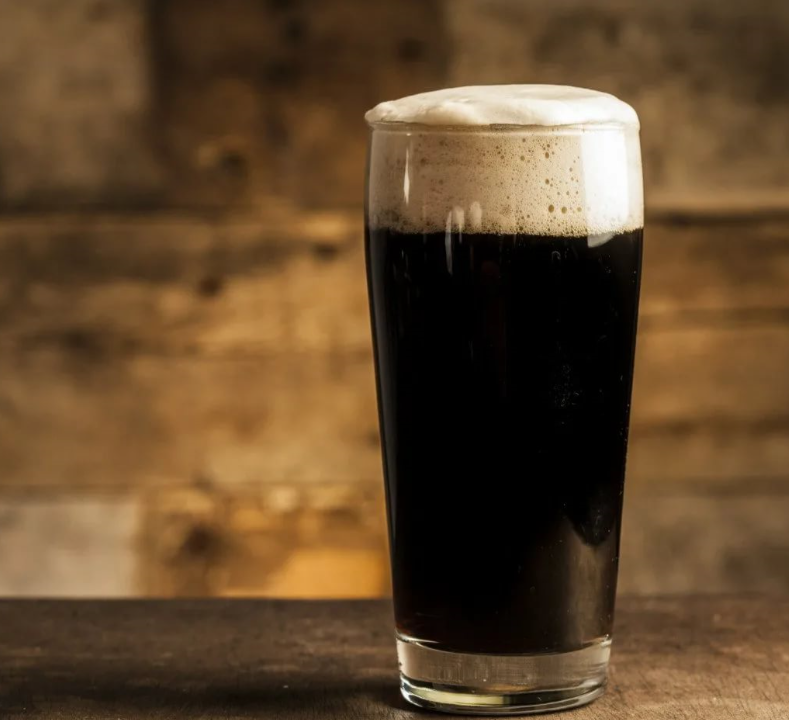 Темное пиво: сорта, названия, марки, а также отличие от светлого
