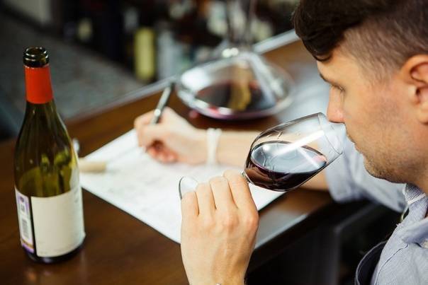 Как проверить вино на натуральность в домашних условиях?