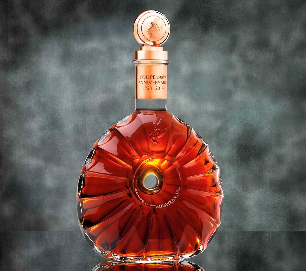 Фото самого дорого коньяка. Коньяк Martell Creation Cognac in handcarved Baccarat Decanter. Коньяк Hine Family Reserve, 0.7 л. Самые дорогие коньяки Хеннесси. Самый дорогой коньяк Hennessy.