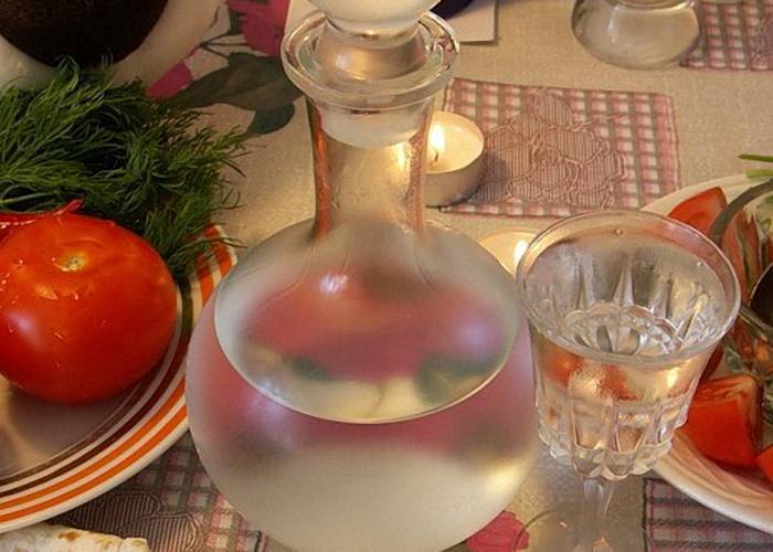 Водка чача: грузинская водка, как пить и чем закусывать, полезные и вредные свойства