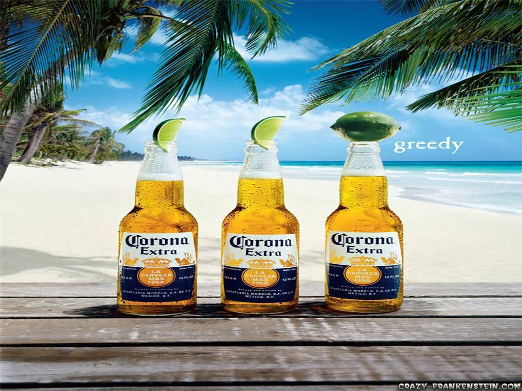 Как пить пиво корона. Пивной напиток Corona Extra. Корона пиво крепость. Мексиканское пиво корона. Пиво корона с лимоном.