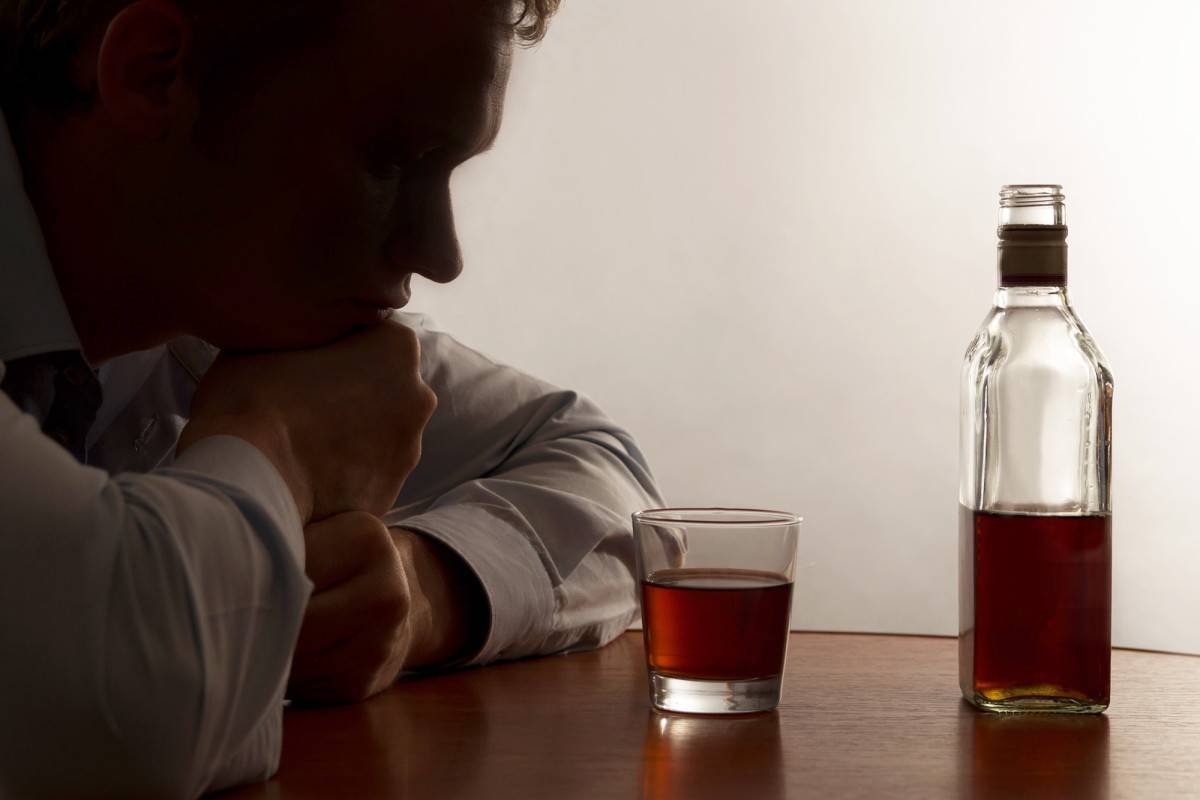 Вам пить нельзя: 9 тревожных признаков непереносимости алкоголя