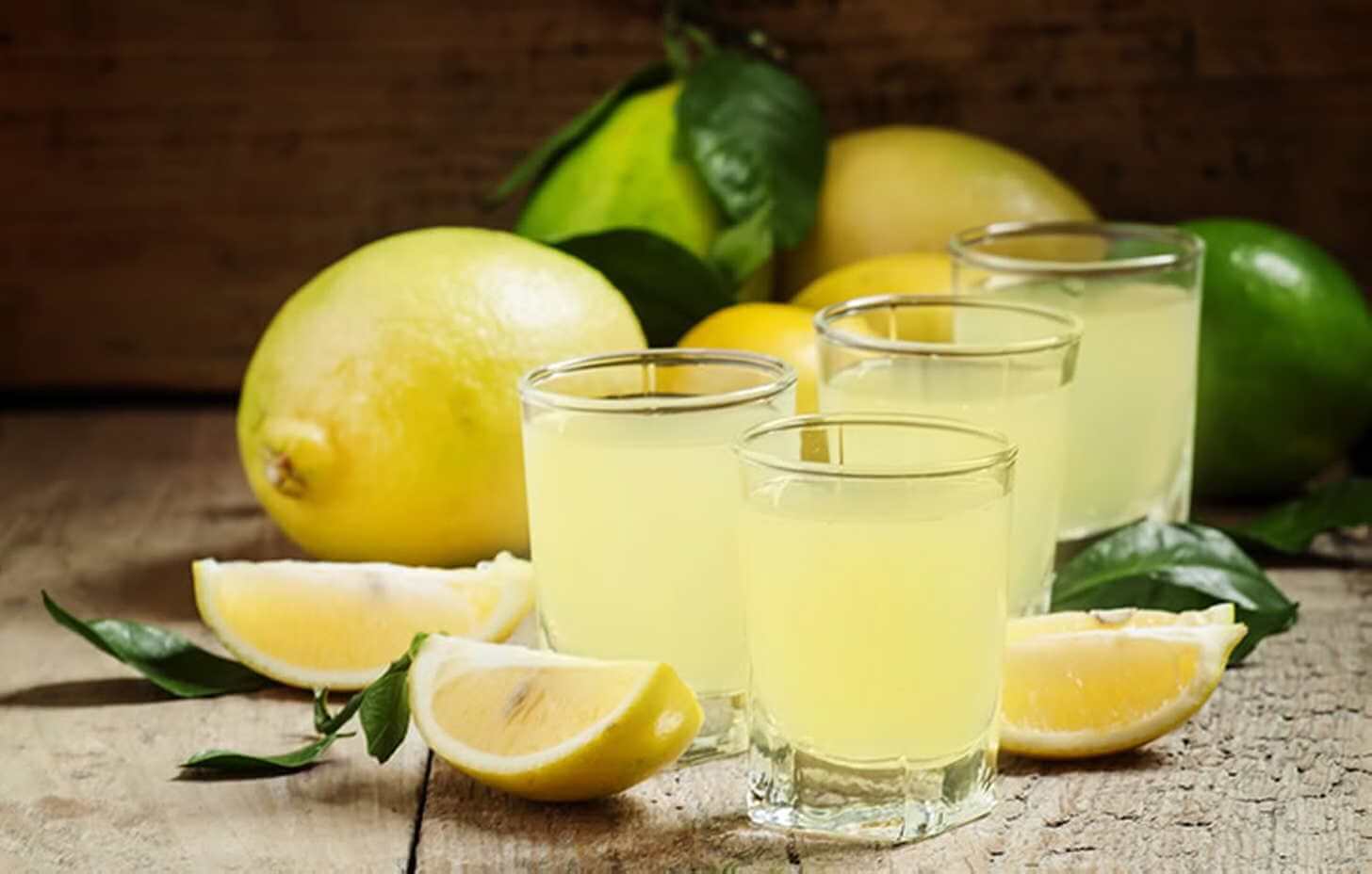 Лимонная настойка а-ля "лимончелло" – кулинарный рецепт