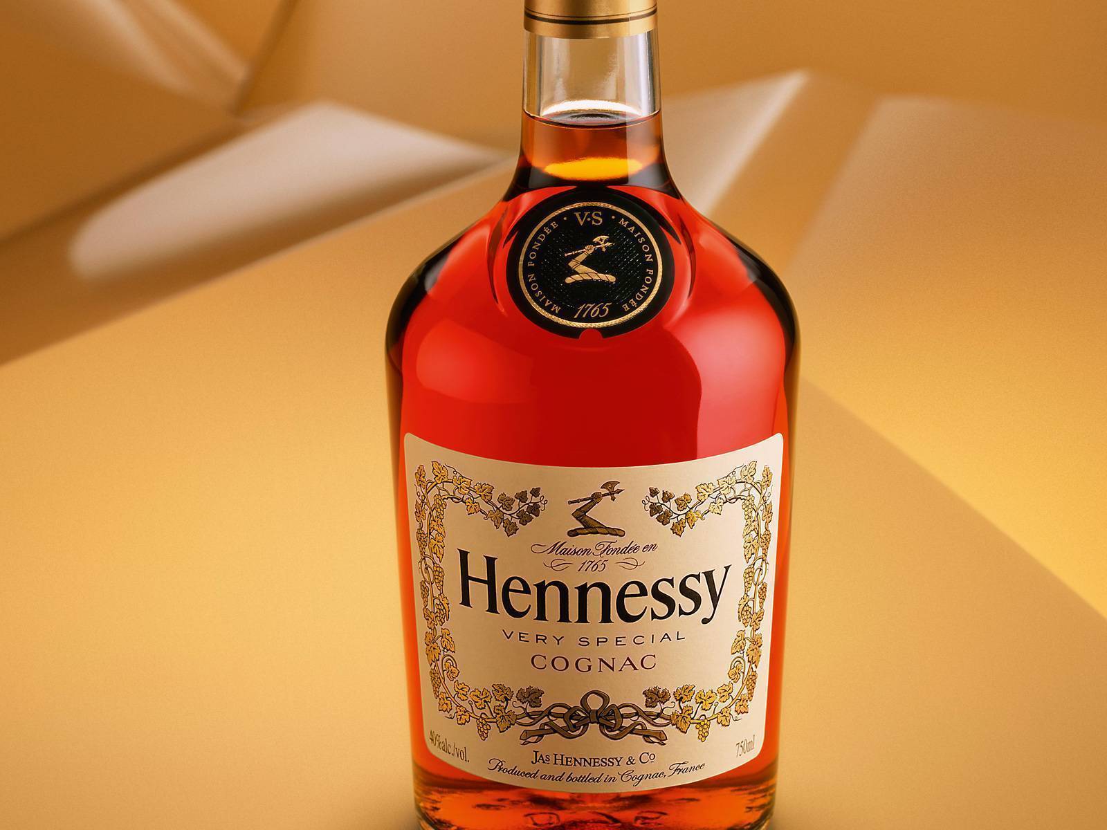 Hennessy v s o. Hennessy vs Cognac оригинал. Hennessy 0.1.