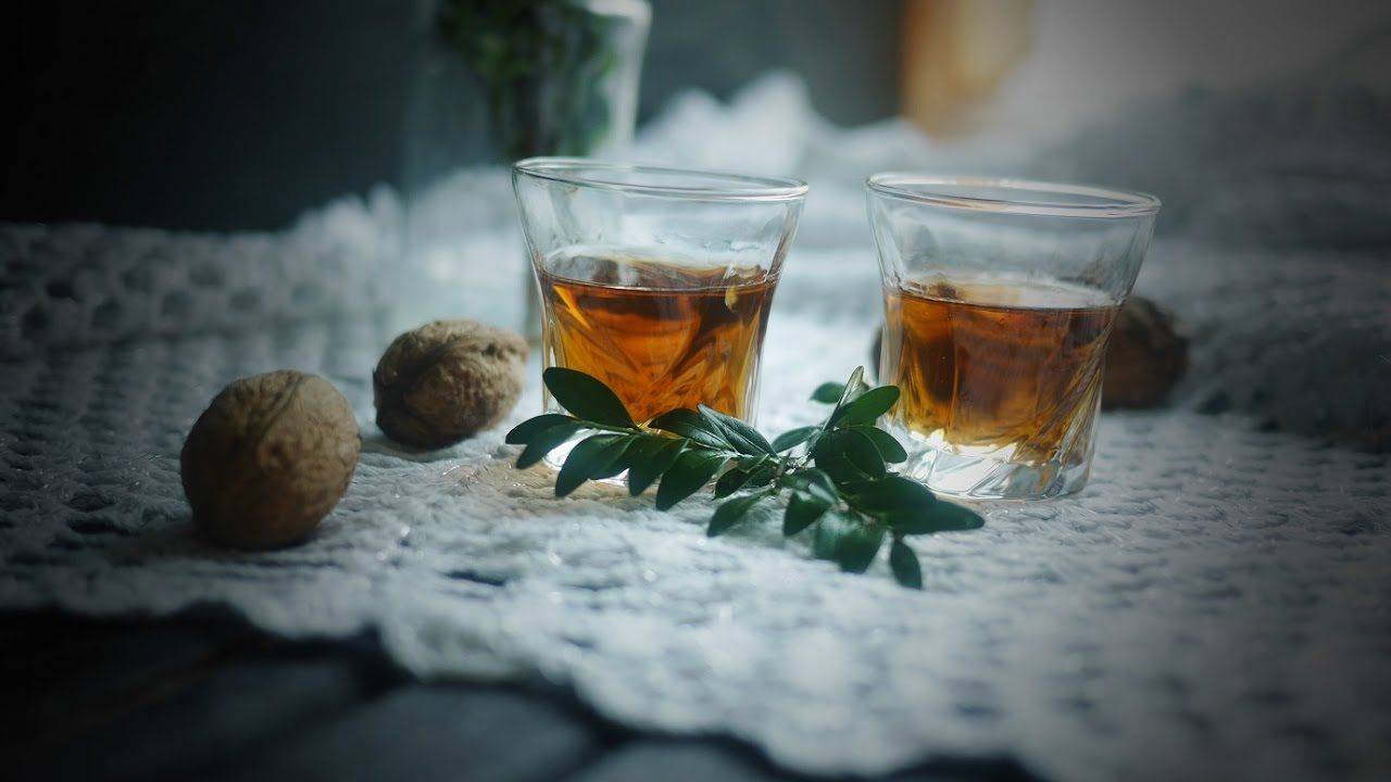 Настойка на перегородках грецкого ореха на водке: рецепт, применение, отзывы