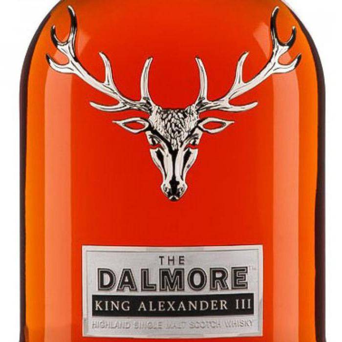 Dalmore виски. Виски Dalmore Alexander 3. Dalmore 12. Далмор 12 лет. Виски с оленем.