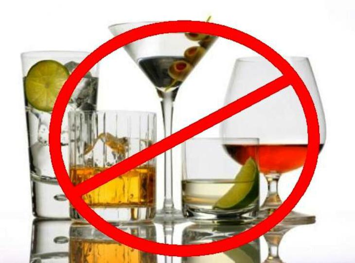 Алкоголь при язве желудка: как действует, что разрешено пить, осложнения