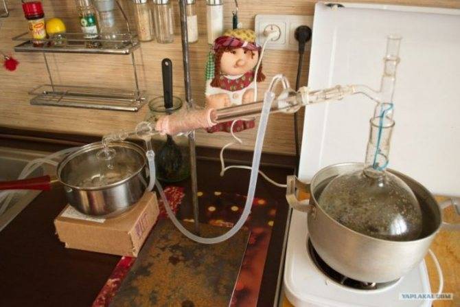 Самогон из яблок: 4 рецепта в домашних условиях