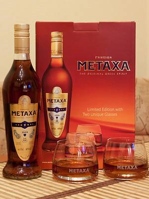 Коньяк метакса: что это такое, как пить греческий бренди, состав, крепость напитка, рецепты коктейлей