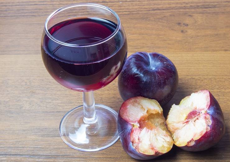 Как сделать вино из сливы в домашних условиях по простым рецептам