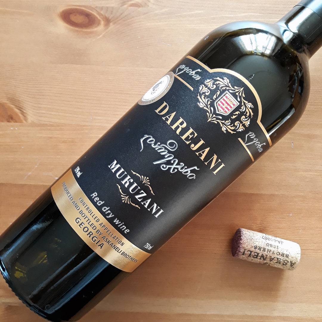 Где производят мукузани — сорт чёрного грузинского вина?