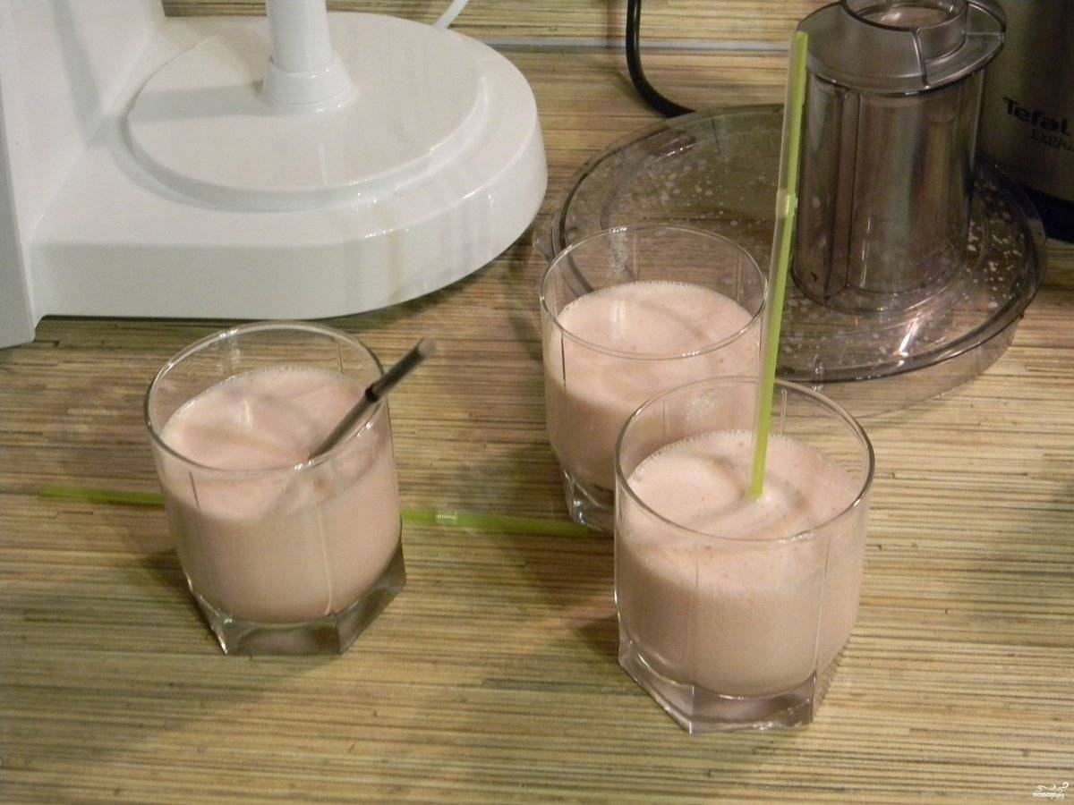 Алкогольные коктейли с молоком - насыщенные напитки для истинных ценителей