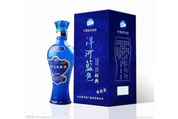 Китайская водка стала самым дорогим алкогольным брендом в мире