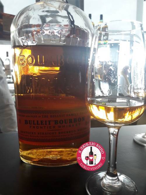 Belles, bourbon & bullets