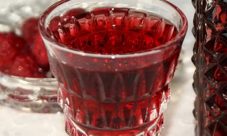 Рецепты домашнего вина из ягод: как сделать из свежих и замороженных. простой пошаговый процесс приготовления: подготовка плодов, сока, брожение и осветление