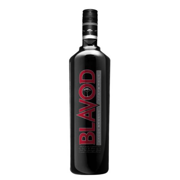 Что представляет собой английская чёрная водка blavod как алкогольный напиток