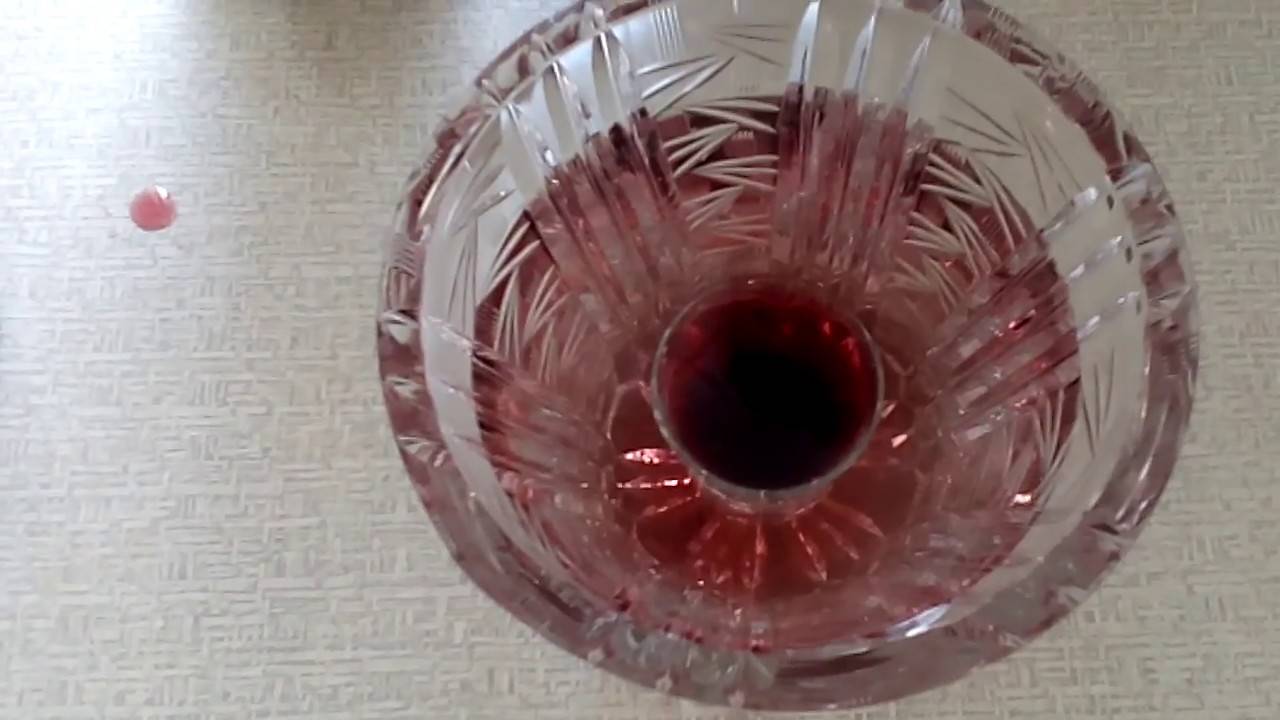 Зачем и как разбавлять вино водой