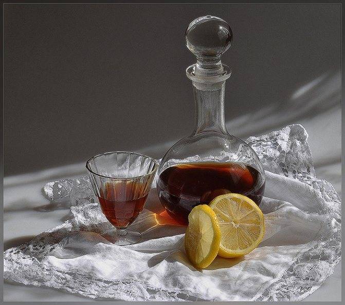 Простые рецепты домашнего коньяка из водки. как сделать своими руками?