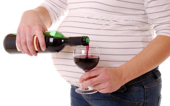 Алкоголь во время беременности: бывают ли допустимые дозы?