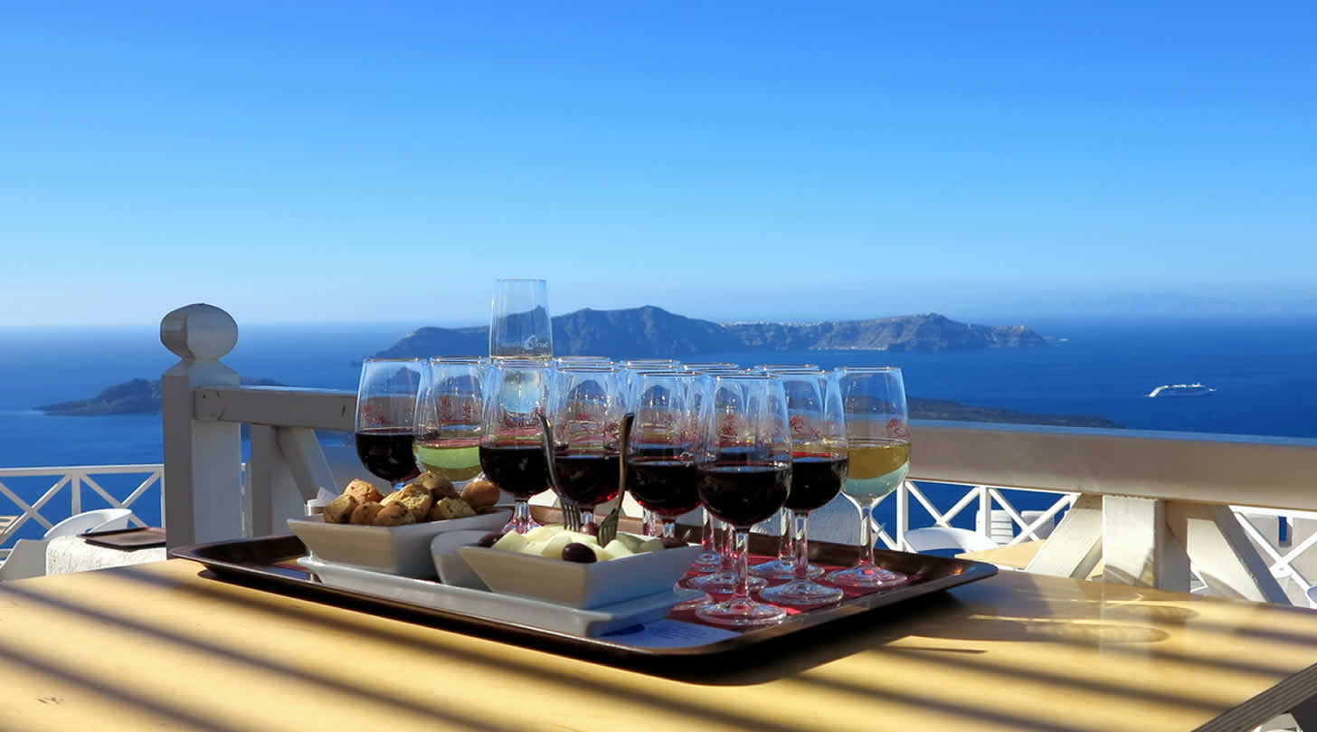 Греческие вина и кухня — что и где пробовать