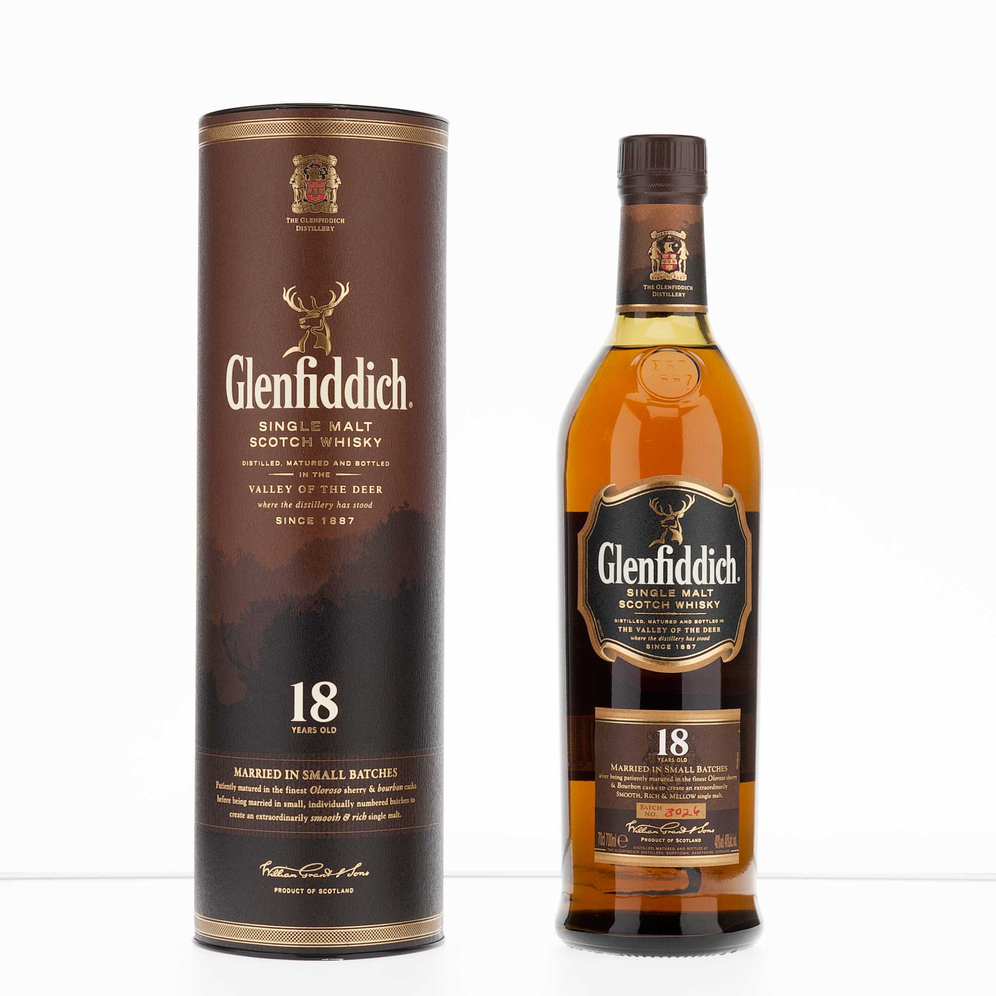 Виски гленфиддик. Односолодовый виски Гленфиддич. Виски Glenfiddich 1965. Гленфиддич виски 18 лет. Виски Гленфиддич голубой.