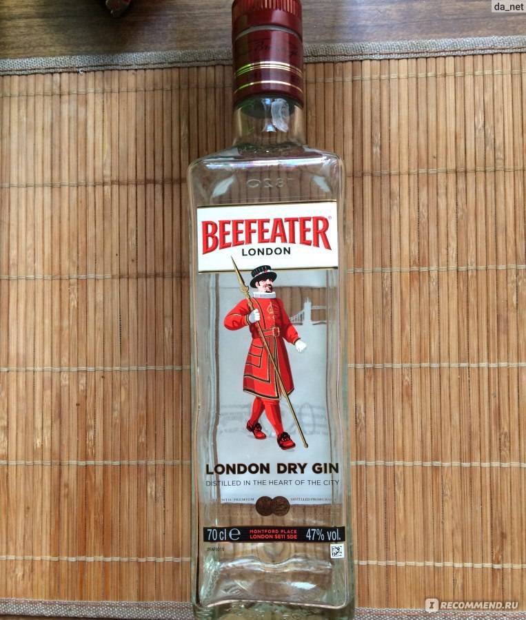 Джин сколько градусов крепости. Джин Бифитер крепость. Джин Beefeater 0.5 47 %. Джин Бифитер крепость 47. Джин Бифитер 0.5.