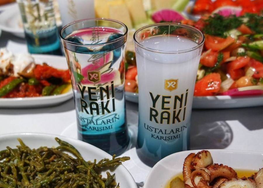 Турецкая водка раки: особенности, популярные бренды, культура употребления